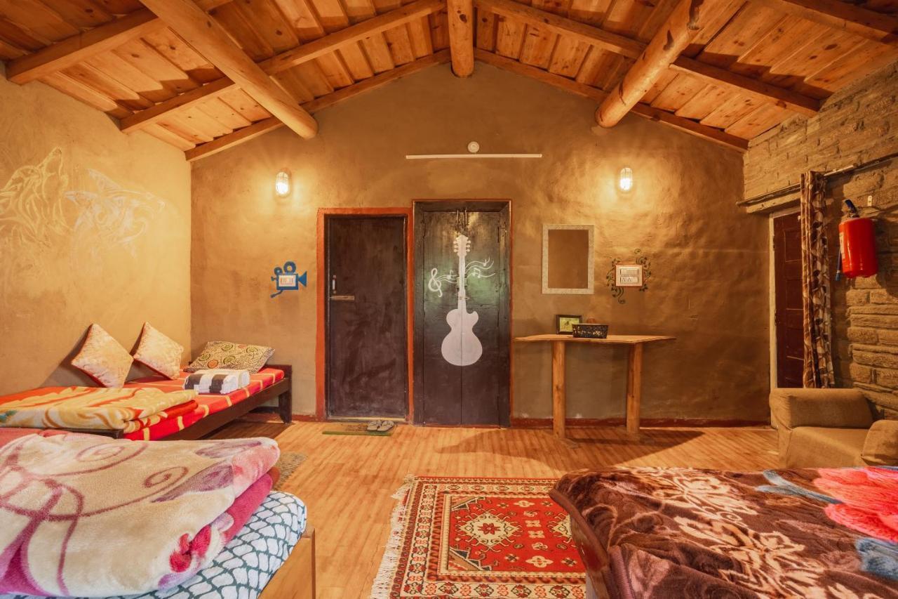 Zenoaks Homestay Алмора Экстерьер фото