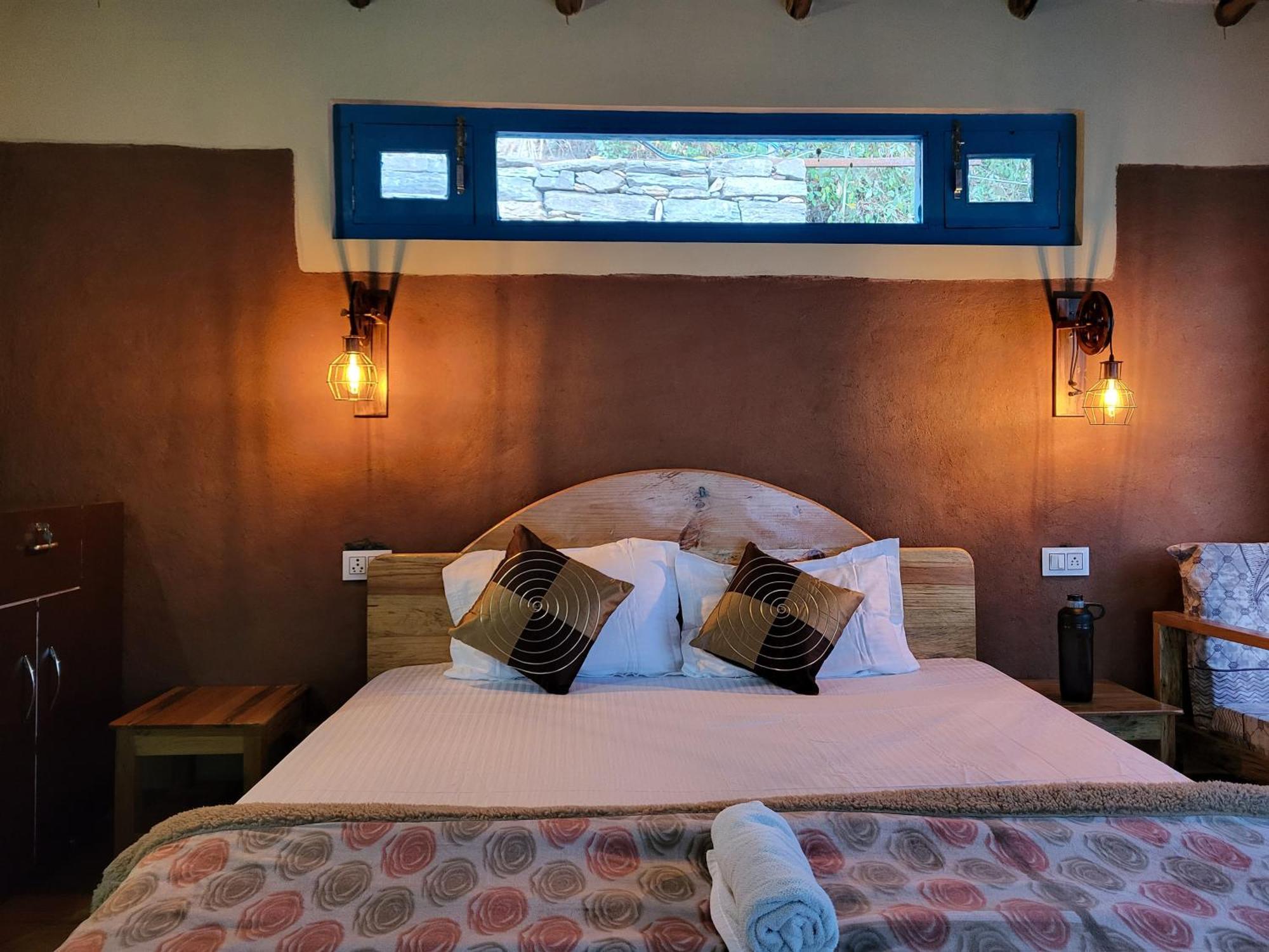 Zenoaks Homestay Алмора Экстерьер фото