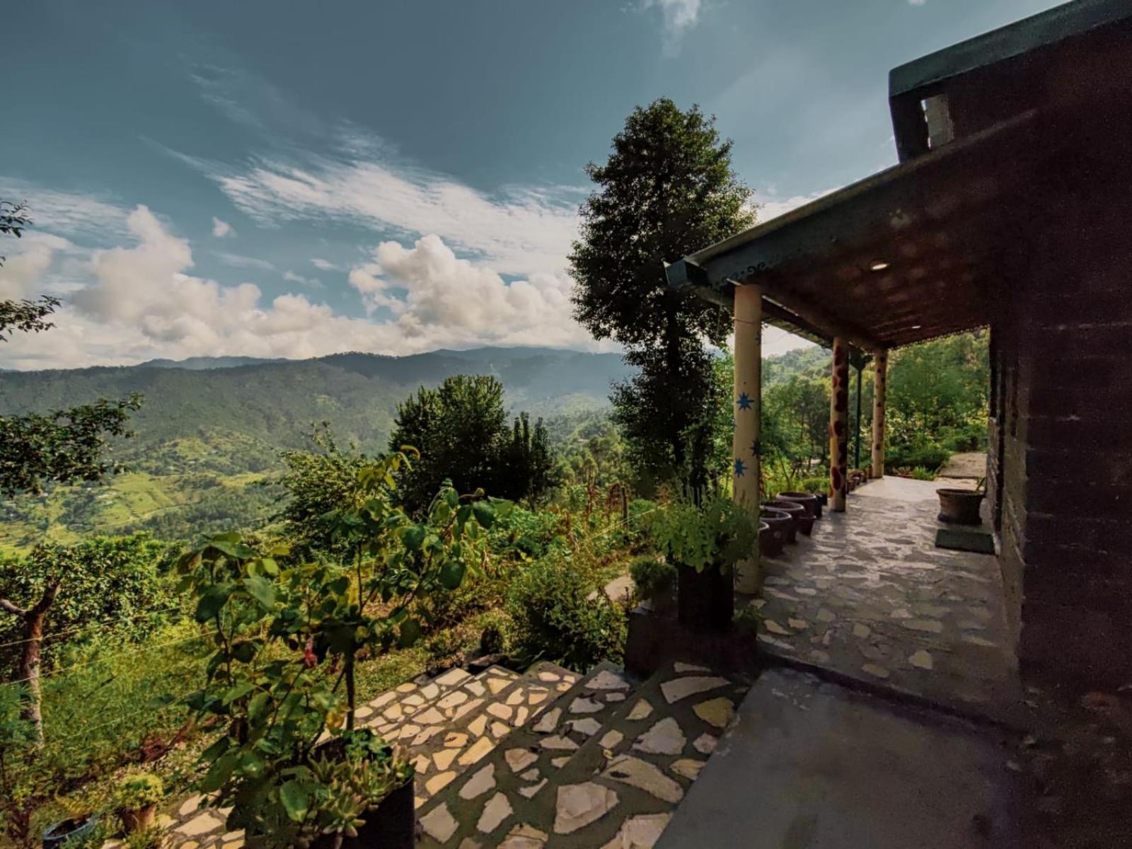 Zenoaks Homestay Алмора Номер фото